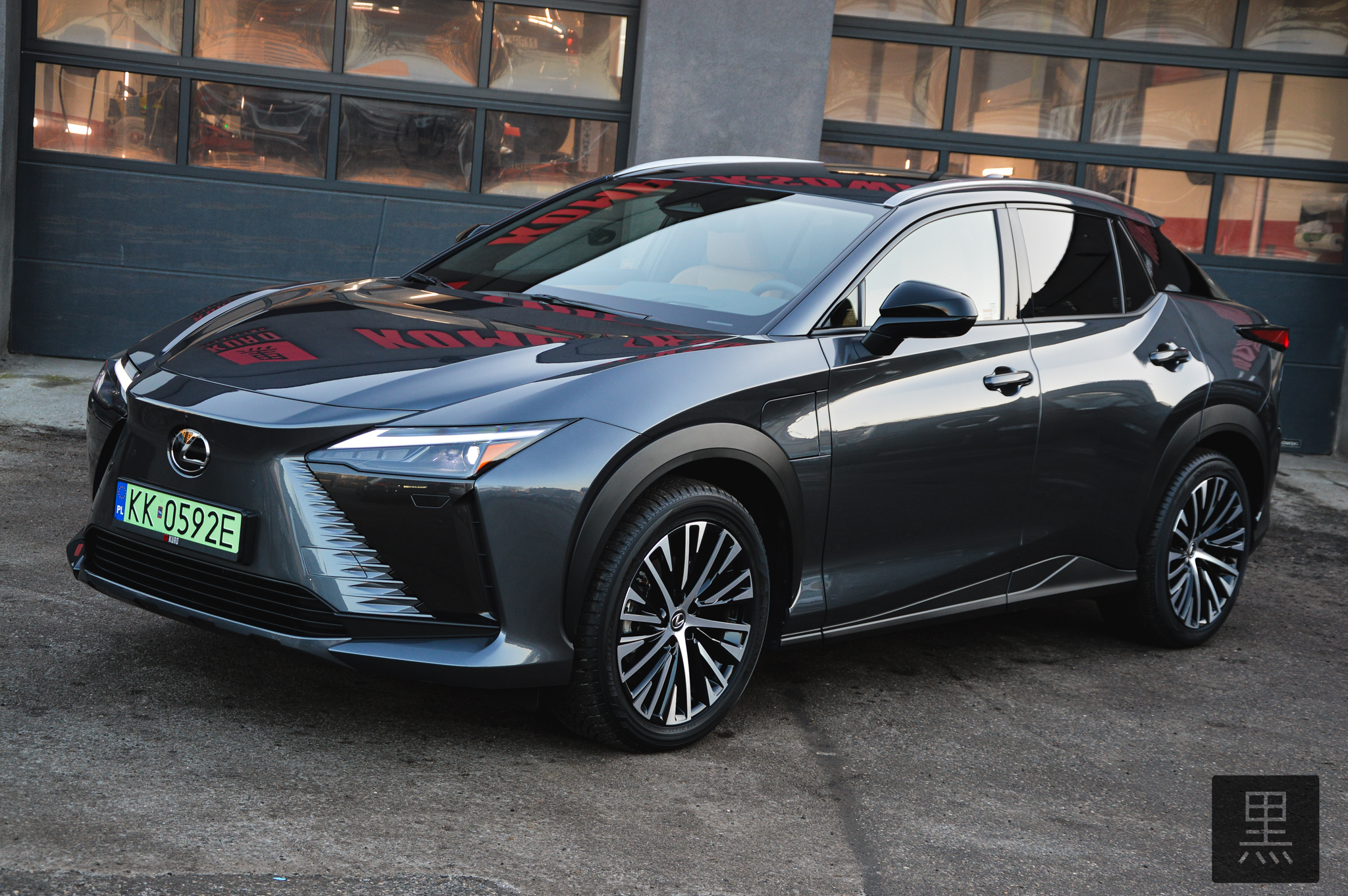 Lexus RZ 450e