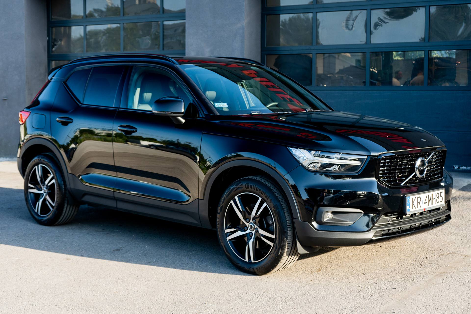 VOLVO XC 40 T4 R Design